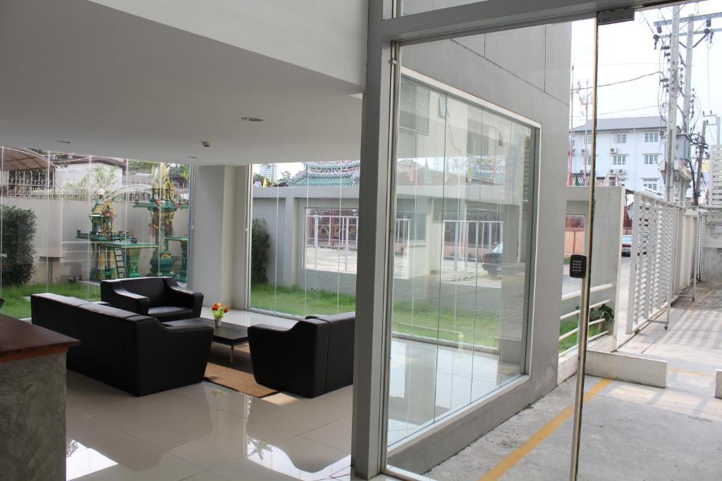 Utd Apartments Sukhumvit Ban Khlong Nang Li Ngoại thất bức ảnh